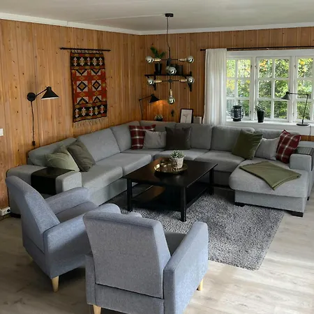 Modern With River Frontage Near Opphus * Rena