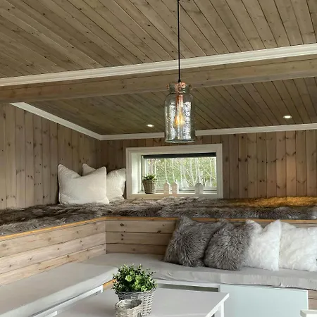 Modern With River Frontage Near Opphus Ferienhaus *