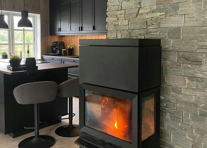 Holiday home Modern With River Frontage Near Opphus *