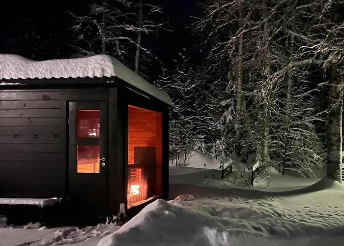 בית נופש Modern With River Frontage Near Opphus